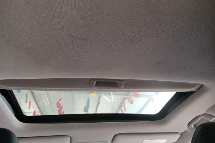 Used Honda Jade 2014 1.8L Automatic Comfort Elite Version 5 Seats