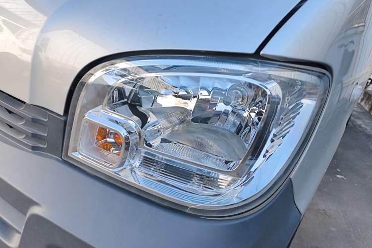 Used Wuling Zhiguang 2020 1.2L Practical Model China VI LSI