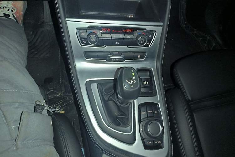 Used BMW 2 Series Active Tourer 2016 218i Sports Design Package