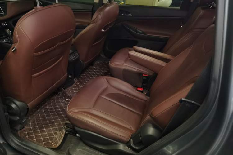 Used Buick GL6 2019 18T 6-Seater Connected Luxury Version China V Standard
