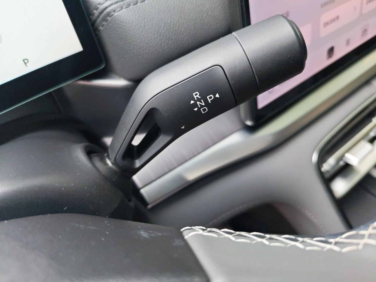 Geely Galaxy A7 2025 Model EM-i 70km Luxury Edition — снимка 14