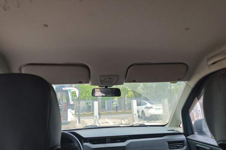 Used Wuling Hongguang PLUS 2020 1.5L Manual Standard Edition 5 Seats Headliner