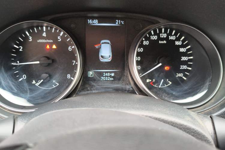 Used Nissan Qashqai 2023 Classic 2.0L CVT XV Comfort Edition Odometer Close Up