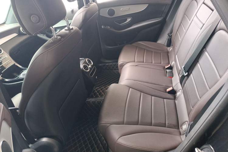 Used Mercedes-Benz GLC 2022 Facelifted GLC 260 L 4MATIC Dynamic Edition Left Rear Seat