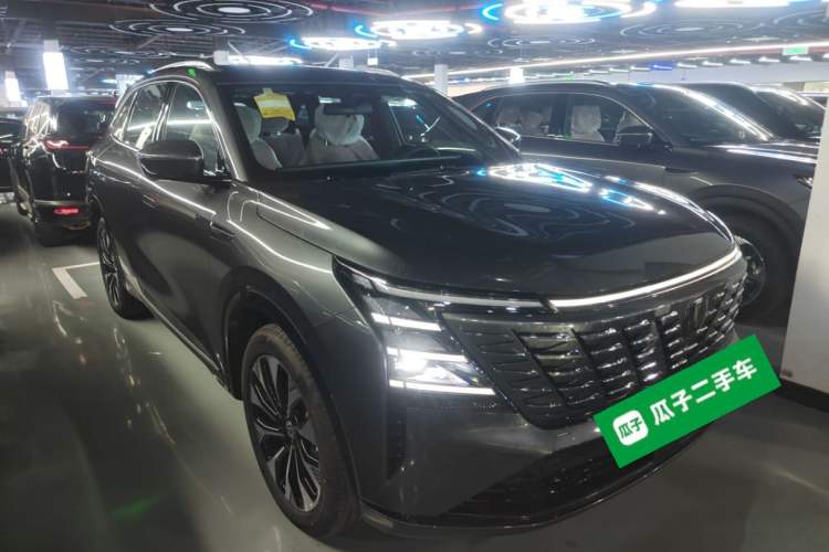 Used CHANGAN CS75 PLUS 2025 4th Generation UItra 2.0T New Blue Whale – Smart & Powerful Version