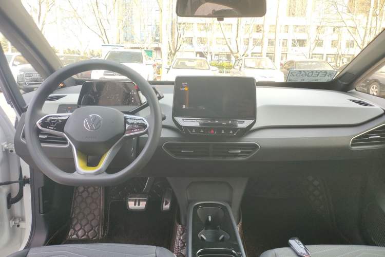 Used Volkswagen ID.3 2023 Pure Smart Edition