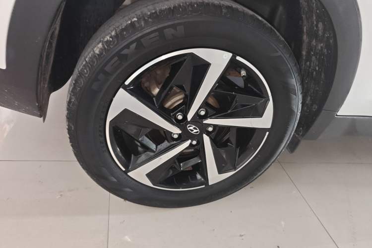 Used Hyundai ix35 2021 2.0L Automatic 2WD GLS Leading Edition Right Rear Wheel Hub