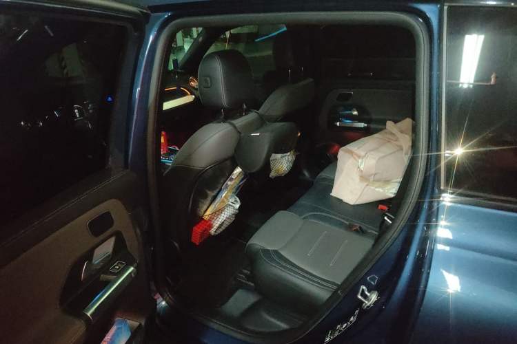 Used Mercedes-Benz GLB AMG 2021 AMG GLB 35 4MATIC Left Rear Seat