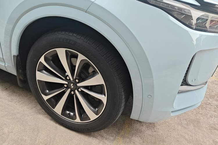 Used Li Auto ONE 2021 Extended-Range 6-Seater Version Exterior 7