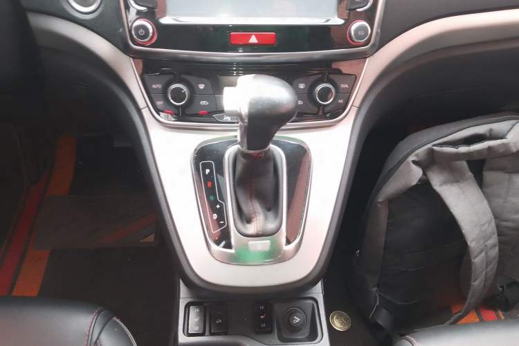 Used Haval H6 2017 Red-Label Sport Edition 1.5T Automatic Two-Wheel Drive Luxury Model