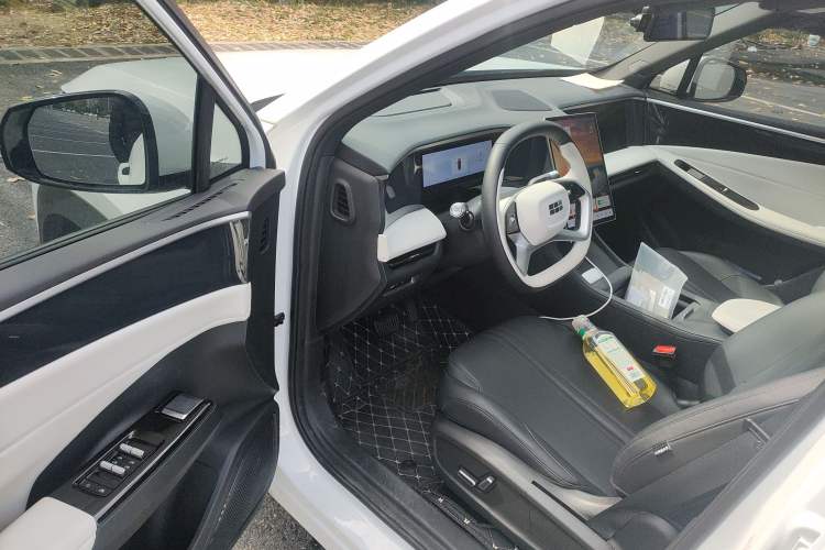 Used Geely Galaxy L7 2023 1.5T 115 km PLUS