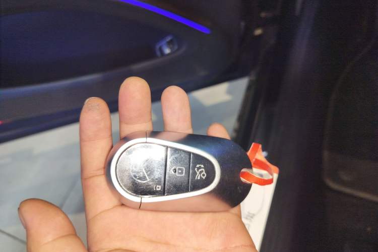 Used Mercedes-Benz EQS 2022 Updated Version 450+ Pioneer Edition Vehicle Key