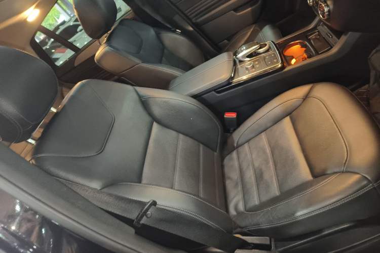 Used Mercedes-Benz GLE Coupe 2017 GLE 400 4MATIC Coupe SUV