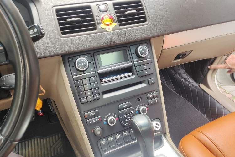 Used Volvo XC90 2012 Revised Version 2.5T Luxury Edition Audio And AC Panel