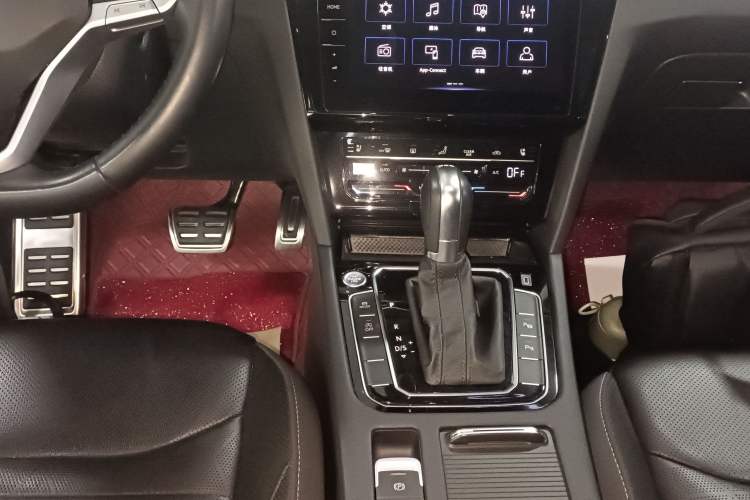 Used Volkswagen FAW-Volkswagen CC 2023 Hunting Vehicle 380TSI Hunter's Heart Edition
