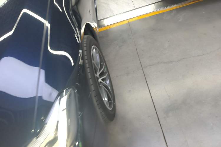 Used BMW 5 Series 2022 Second Facelift 525Li M Sport Package
