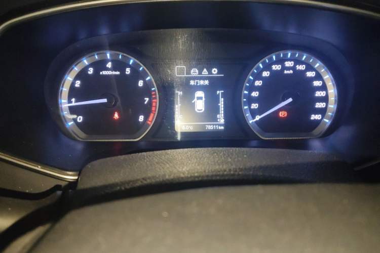 Used CHANGAN OSHAN X7 2020 1.5T Manual Luxury Version Odometer Close Up