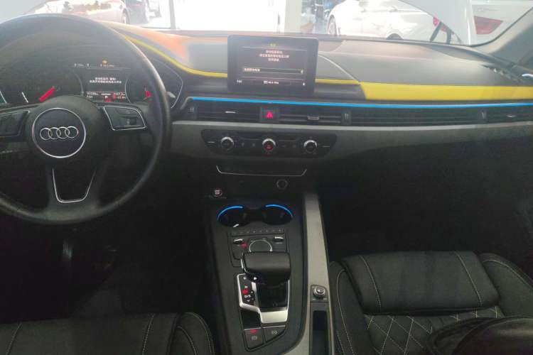 Used Audi A4L 2019 40 TFSI Ambition China VI