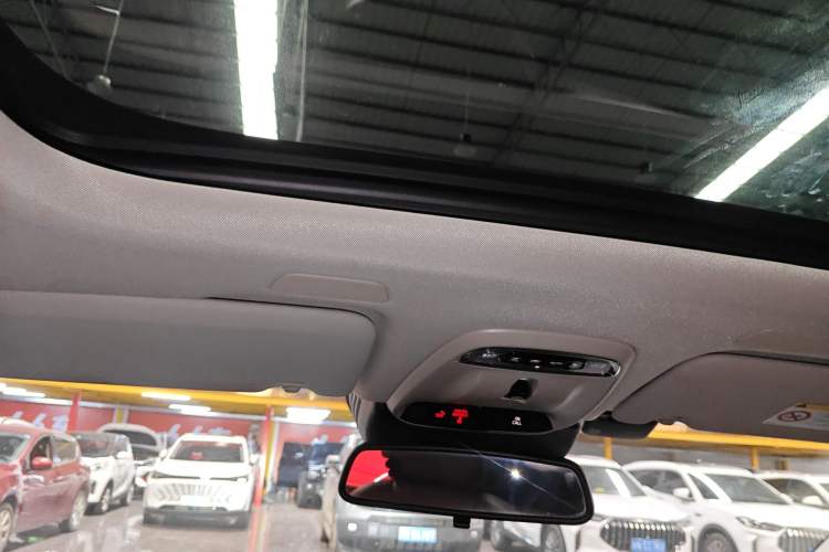 Used Volvo XC60 2020 T5 4x4 Zhiyi Luxury Edition Headliner