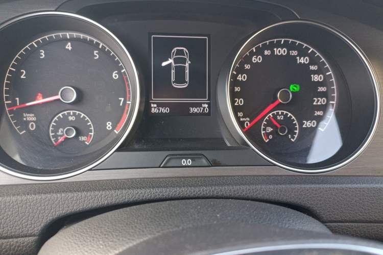 Used Volkswagen Golf 2014 1.6L Automatic Comfort Model Odometer Close Up