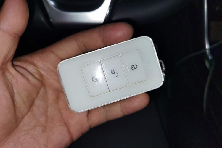 Used BYD Song New Energy 2017 Song DM 1.5TID All-Wheel Drive Luxury Model
