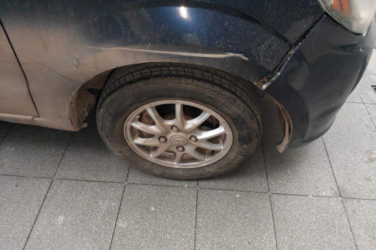 Used BAIC Weiwang M20 2014 1.5L Ultra-Luxury BJ415B Right Front Wheel Hub