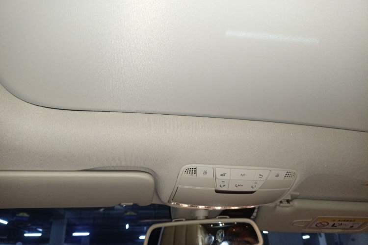 Used Mercedes-Benz C-Class 2015 C 200 L Sport Edition