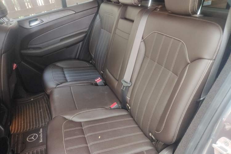 Used Mercedes-Benz GLE 2017 GLE 320 4MATIC Dynamic Model Interior 4