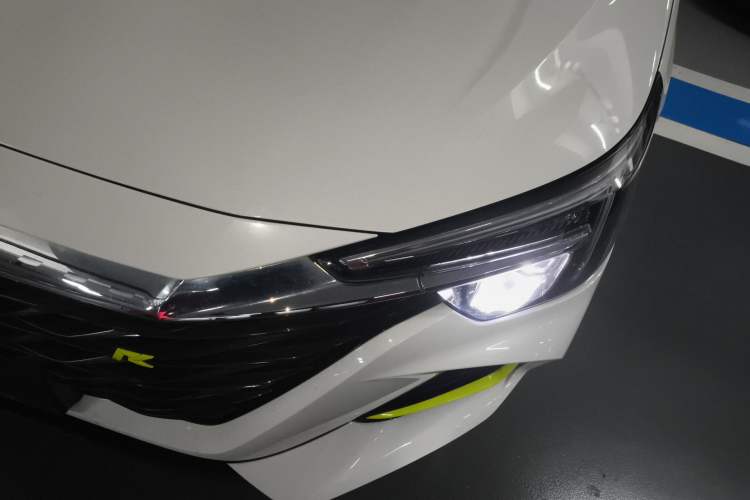 Used Roewe i6 MAX New Energy 2021 EV 500 Skyroof Flagship Edition