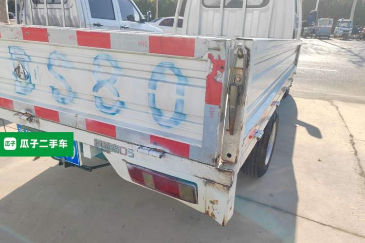 Used Kuayue Kuayue Zhe D5 2021 1.6L Standard Edition Double-Cab Flatbed with Dual Rear Wheels 3050mm Cargo Bed DAM16KL
