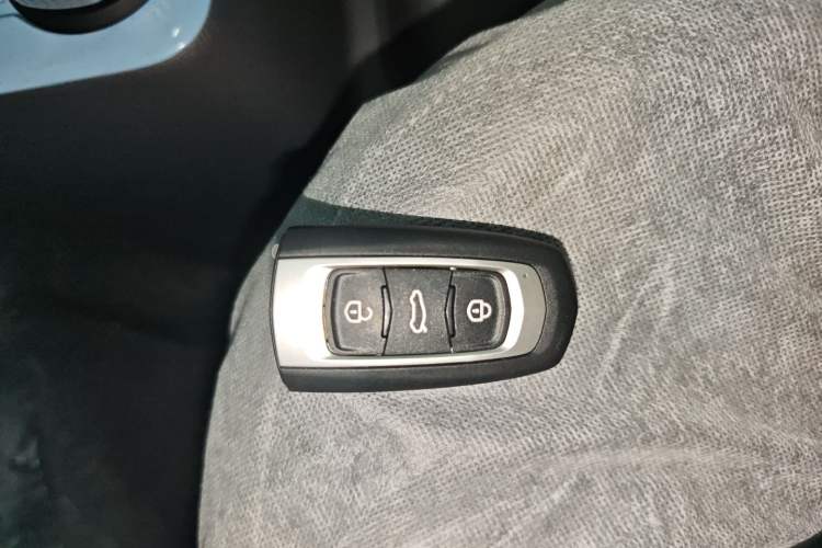 Used Geely Galaxy Panda 2025 210 km – Yuanqi Bear
