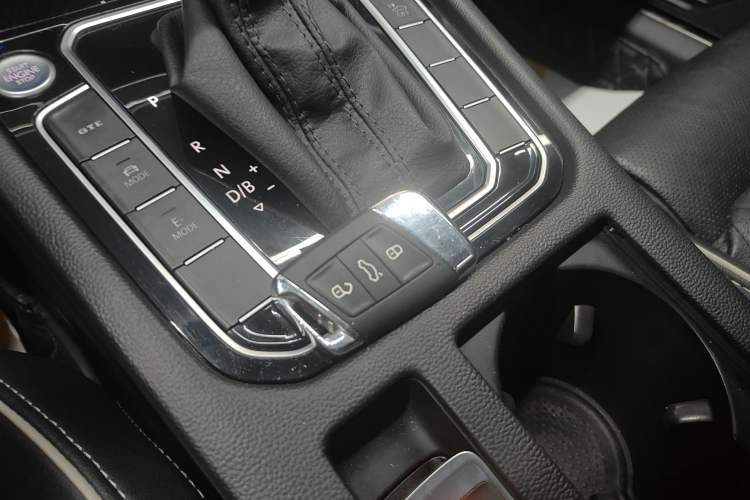 Used Volkswagen Magotan GTE Plug-in Hybrid 2022 GTE Luxury Model