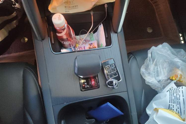 Used Land Rover Discovery Sport 2024 Luxury Custom Edition