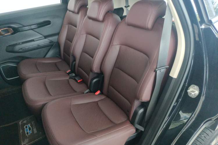 Used Geely Auto Haoyue 2022 1.8TD DCT Black Gold Limited Edition 7-Seater
