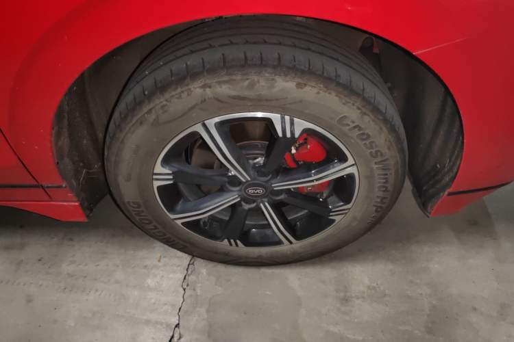 Used BYD e2 2021 Deluxe Model Right Front Wheel Hub