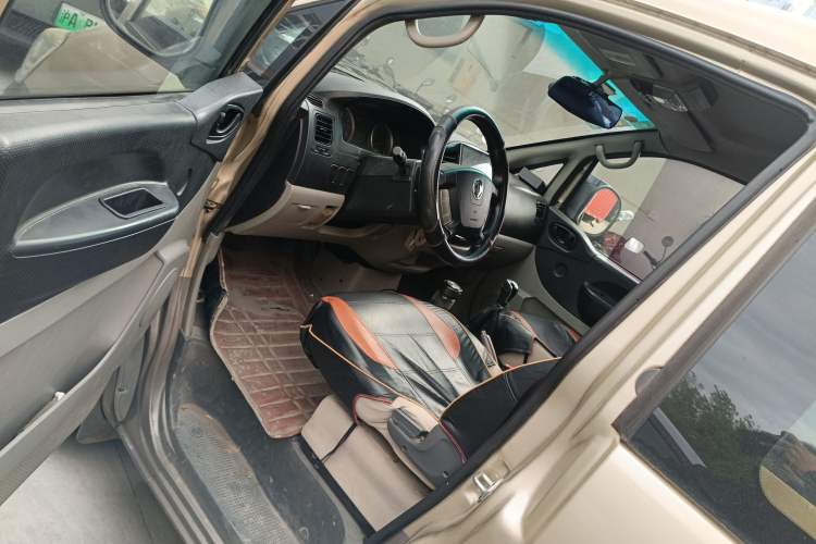 Used FORTHING Lingzhi 2017 M3L 1.6L 7-Seater Comfort Model
