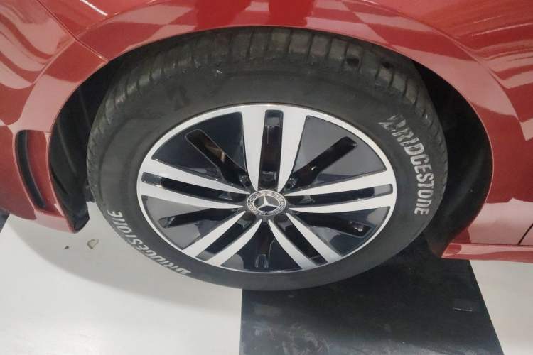 Used Mercedes-Benz A-Class 2019 Restyled A 180 L Sport Sedan Left Front Wheel Hub