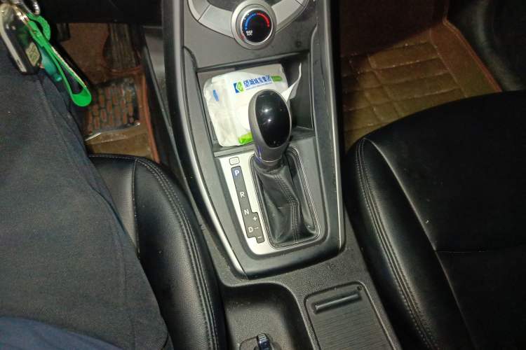 Used Hyundai Elantra (5th Generation / Langdong) 2015 1.6L Automatic Fashion Model Gear Lever