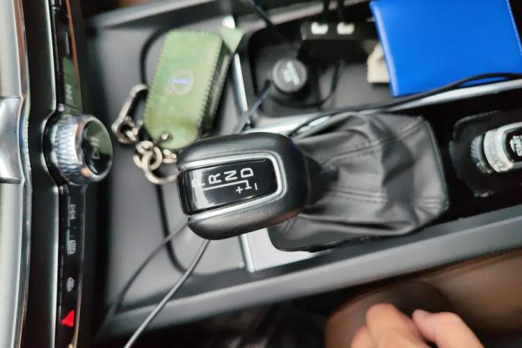 Used Volvo XC60 2021 T5 4x4 Smart Luxury Edition