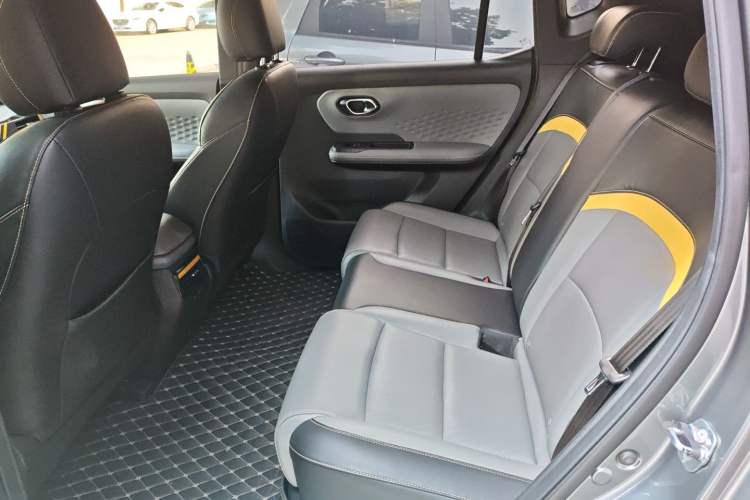 Used AION Y 2021 70 Tech Vitality Edition