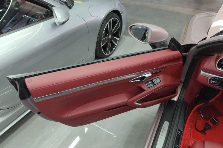 Used Porsche 718 2022 Boxster 2.0T
