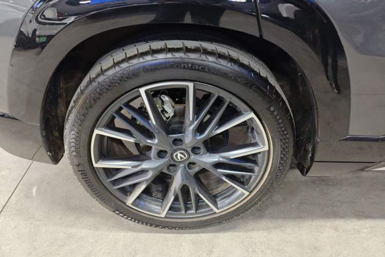 Used CHANGAN UNI-T 2023 Second-Generation 1.5T Prestige Model Exterior 3