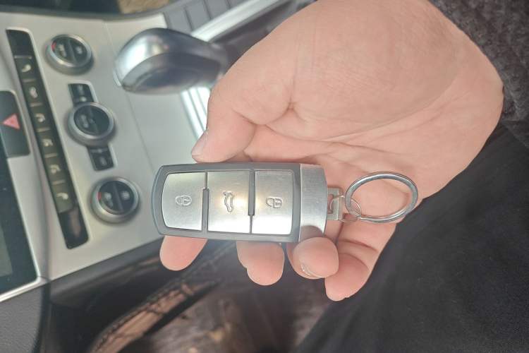 Used Volkswagen Magotan 2013 1.8TSI Premier Model Vehicle Key