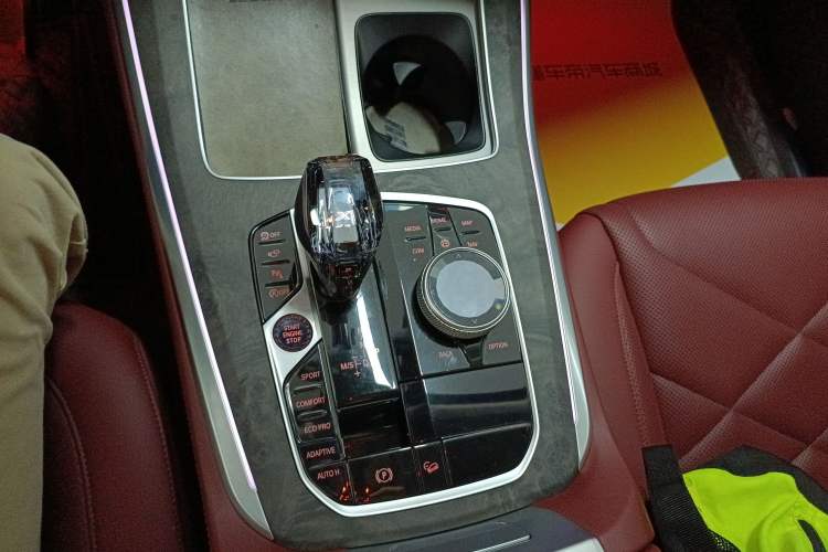 Used BMW X5 2022 Restyled xDrive 30Li Luxury Version M Sport Package