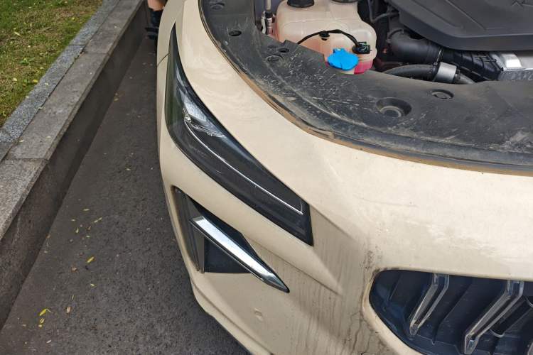 Used Geely Auto Preface 2024 Zhiqing 1.5TD Tiangong Edition Right Front Headlight