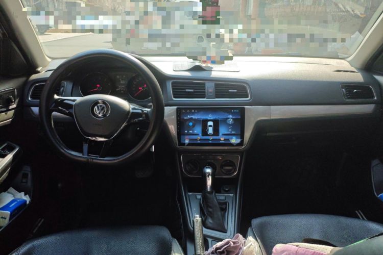 Used Volkswagen Lavida 2015 230TSI DSG Comfort Edition Center Console