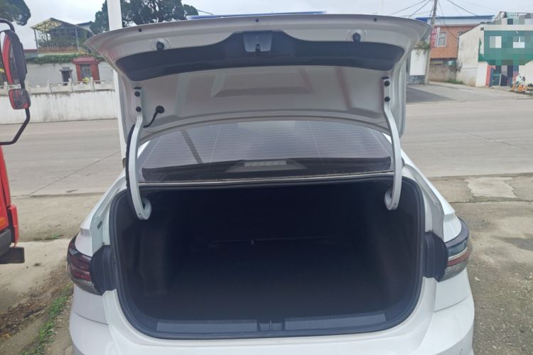 Used Volkswagen Lavida 2023 New Rui 1.5L Automatic New Yi Edition Trunk