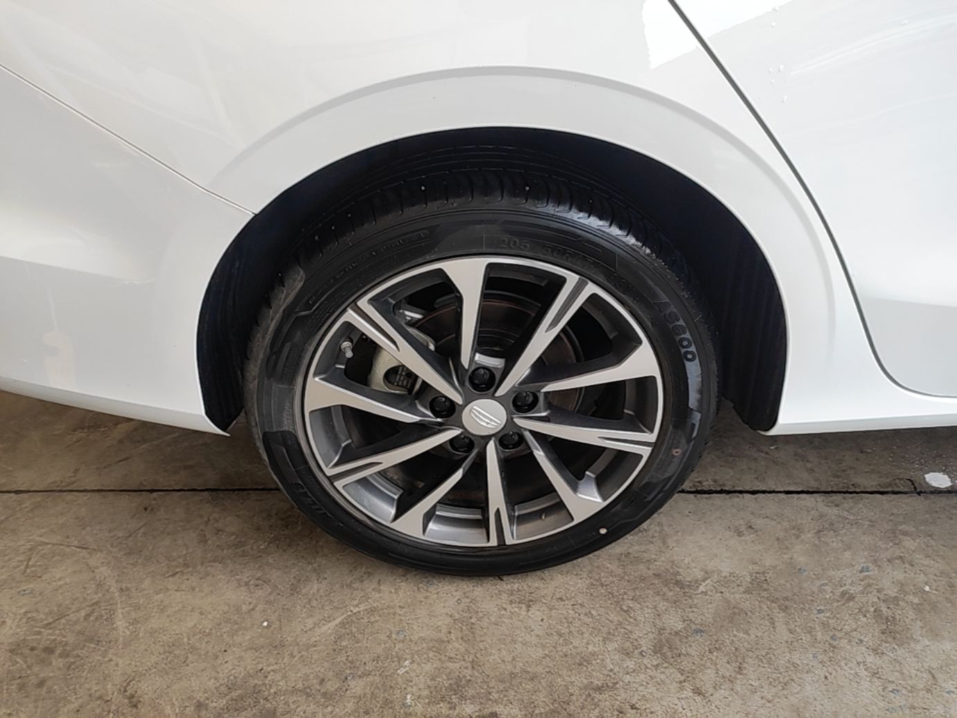 Geely Auto Emgrand 2025 4th Generation 1.5L CVT Flagship Version — снимка 11