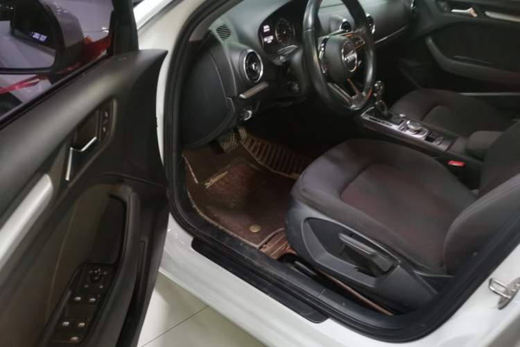 Used Audi A3 2020 Restyled Sportback 35 TFSI Entry-Level China VI Emission Standard