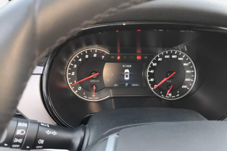 Used CHANGAN CS35PLUS 2020 1.4T DCT Yue Lian Blue Whale Edition
